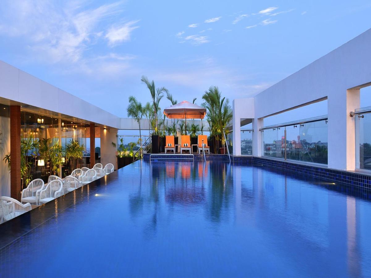 Country Inns & Suites By Radisson Manipal Eksteriør billede