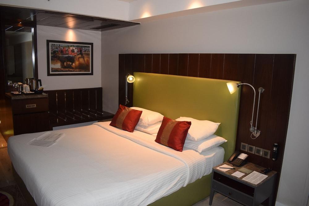 Country Inns & Suites By Radisson Manipal Eksteriør billede