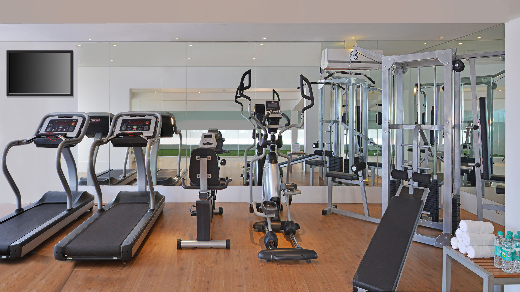 Country Inns & Suites By Radisson Manipal Eksteriør billede